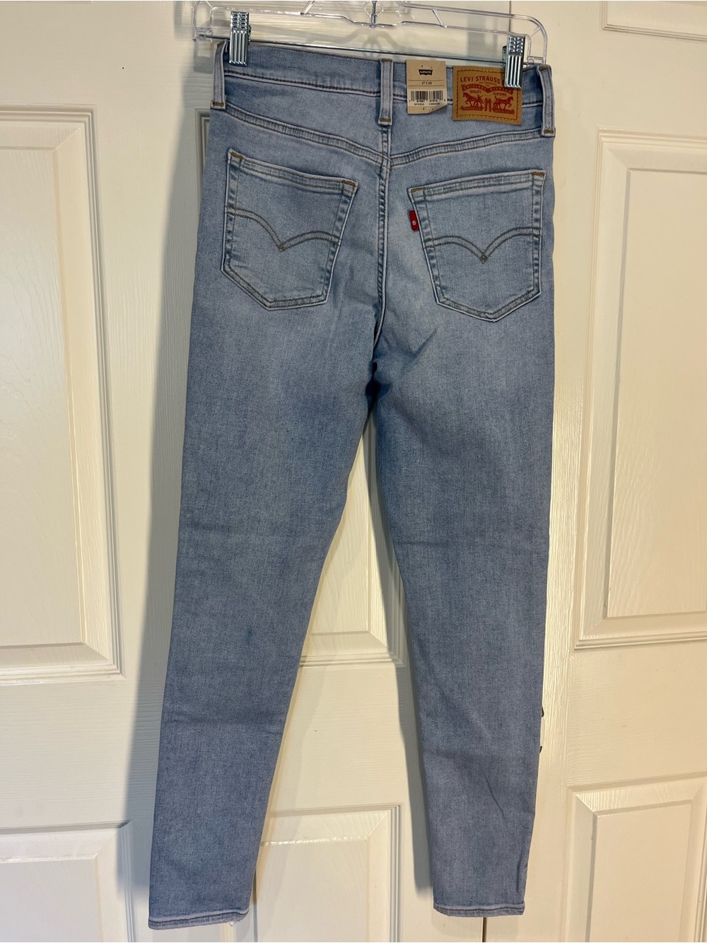 Levi's Women's Light Wash 720 Super Skinny High-Rise Jeans